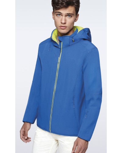 Chaqueta Softsell con Capucha