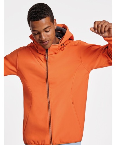 Chaqueta Softsell con Capucha