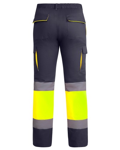 Pantalón Forrado Multibolsillos. Ext. 80% Poli / 20% Alg 235 g/m². Int.100% Pol.185 g/m²
