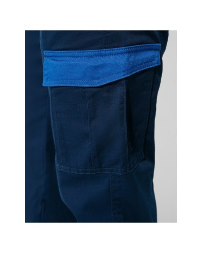 Pantalón Multibolsillos. 65% Poli / 33% Alg / 2% Elas 250 g/m²