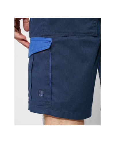 Bermuda Multibolsillos 65% poliéster / 33% algodón / 2% elastano, sarga, 250 g/m²