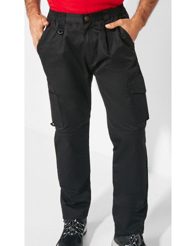 Pantalón sin pinzas.