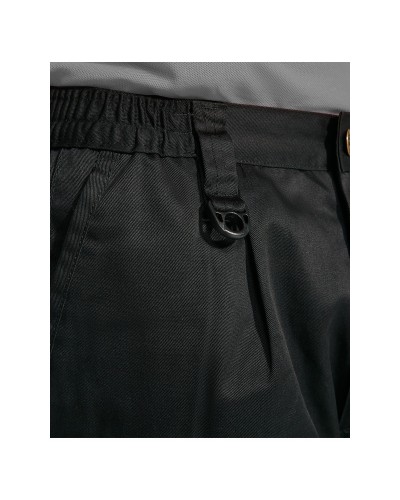 Pantalón sin pinzas.