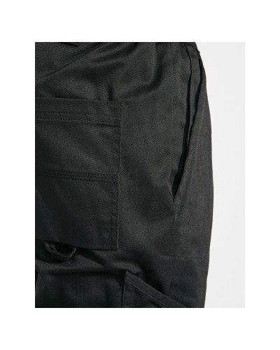 Pantalón sin pinzas.