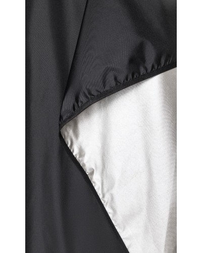 Capa Impermeable con Agarres de Mano. 100% poliéster