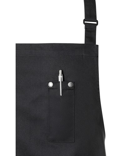 Delantal de Bistro ROCK CHEF® con hebilla y bolsillos. 65% Poliéster - 35% Algodón. 215 g/m²