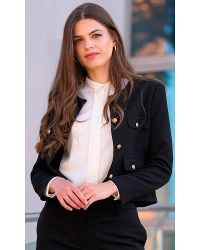 Chaqueta tipo Chanel. 95% Poliéster 5% Elastano 200 gr/m2