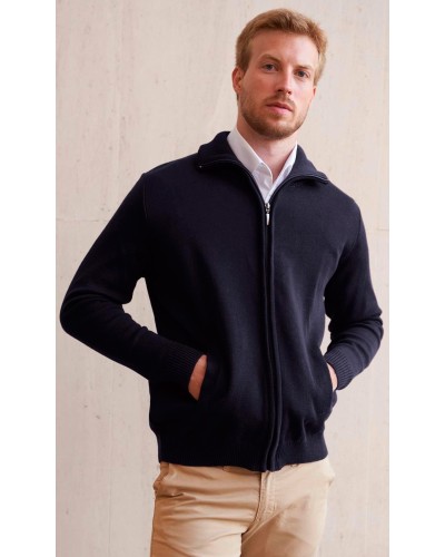 Chaqueta cuello semicisne cremallera. 50% Lana Virgen - 50% Acrílico Granate