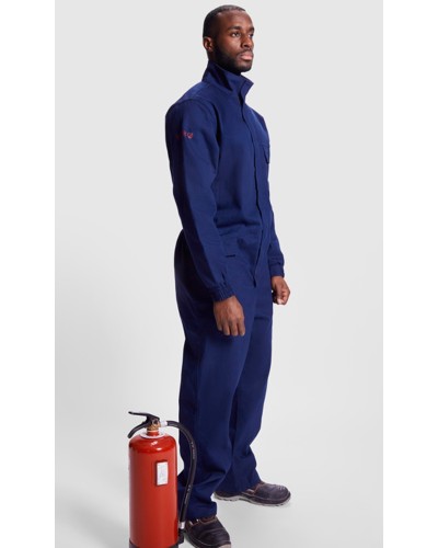 Buzo tejido ignífugo. 98% algodón / 2% fibra de carbono, sarga, 360 g/m².