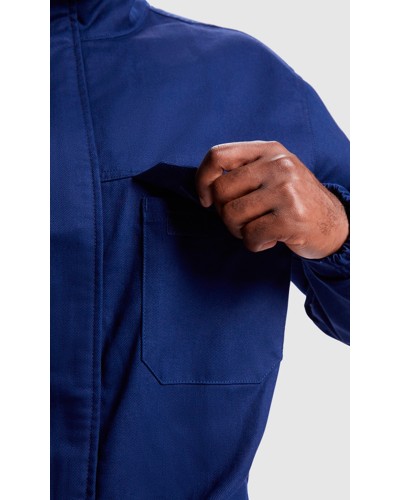 Buzo tejido ignífugo. 98% algodón / 2% fibra de carbono, sarga, 360 g/m².