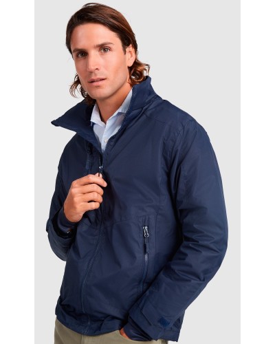 Parka Impermeable 100% poliéster.
