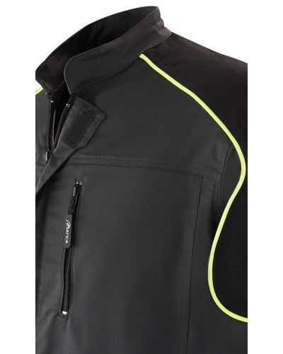 Chaqueta Multibolsillos. 58% Poliéster - 39% Algodón - 3% Elastano. 245 gr/m2.