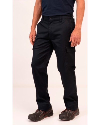 Pantalón Multibolsillos. 60% Pol. 37% Alg. 3% Elas. 240 gr/m2